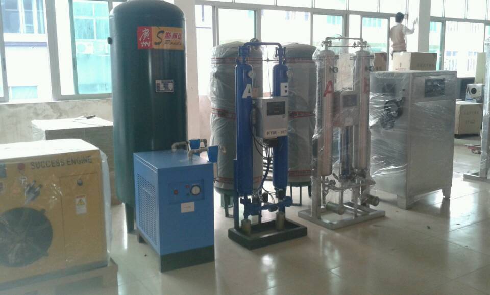 大型分體式工業(yè)制氧機  60升制氧機